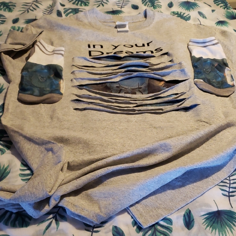 Gray Graphic Sweatshirt with Eye Design